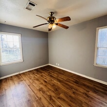 Building Photo - 4478 Dallas Ave