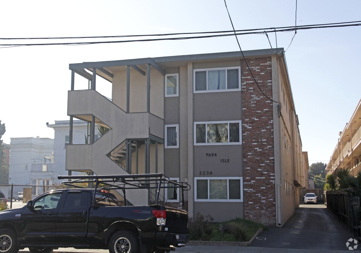 Foto del edificio - Park Isle Apartments