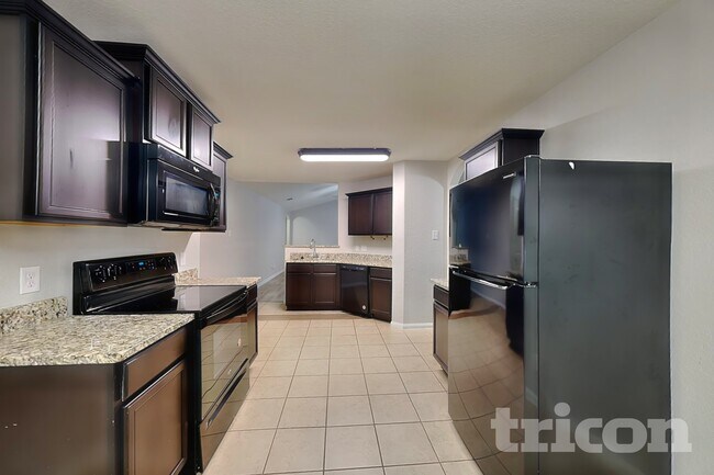Building Photo - 3414 Summer Mdw