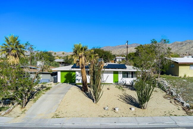 Foto del edificio - 66970 Desert View Ave