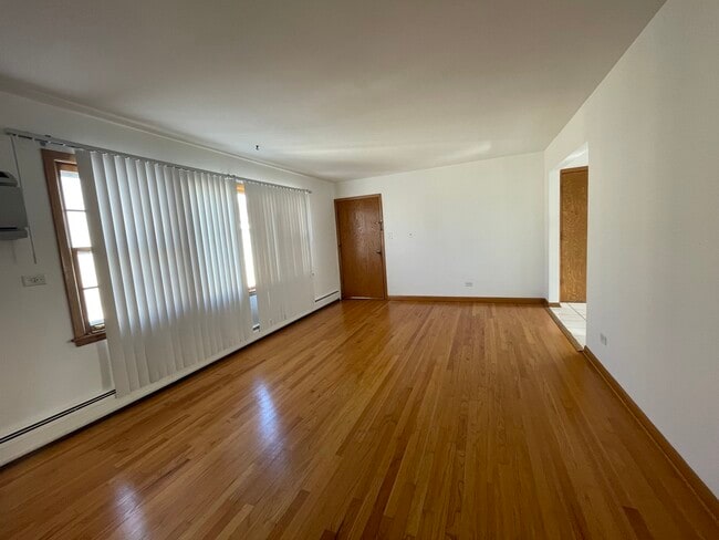 Foto del edificio - 5230 N Delphia Ave