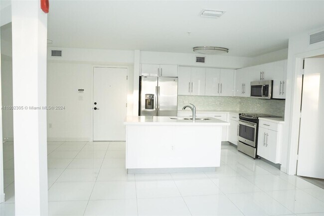 Foto del edificio - 2651 NE 212th Terrace