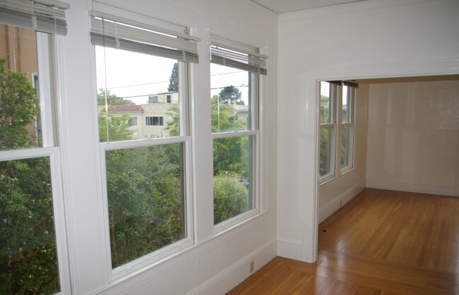  - 1525 Arch St