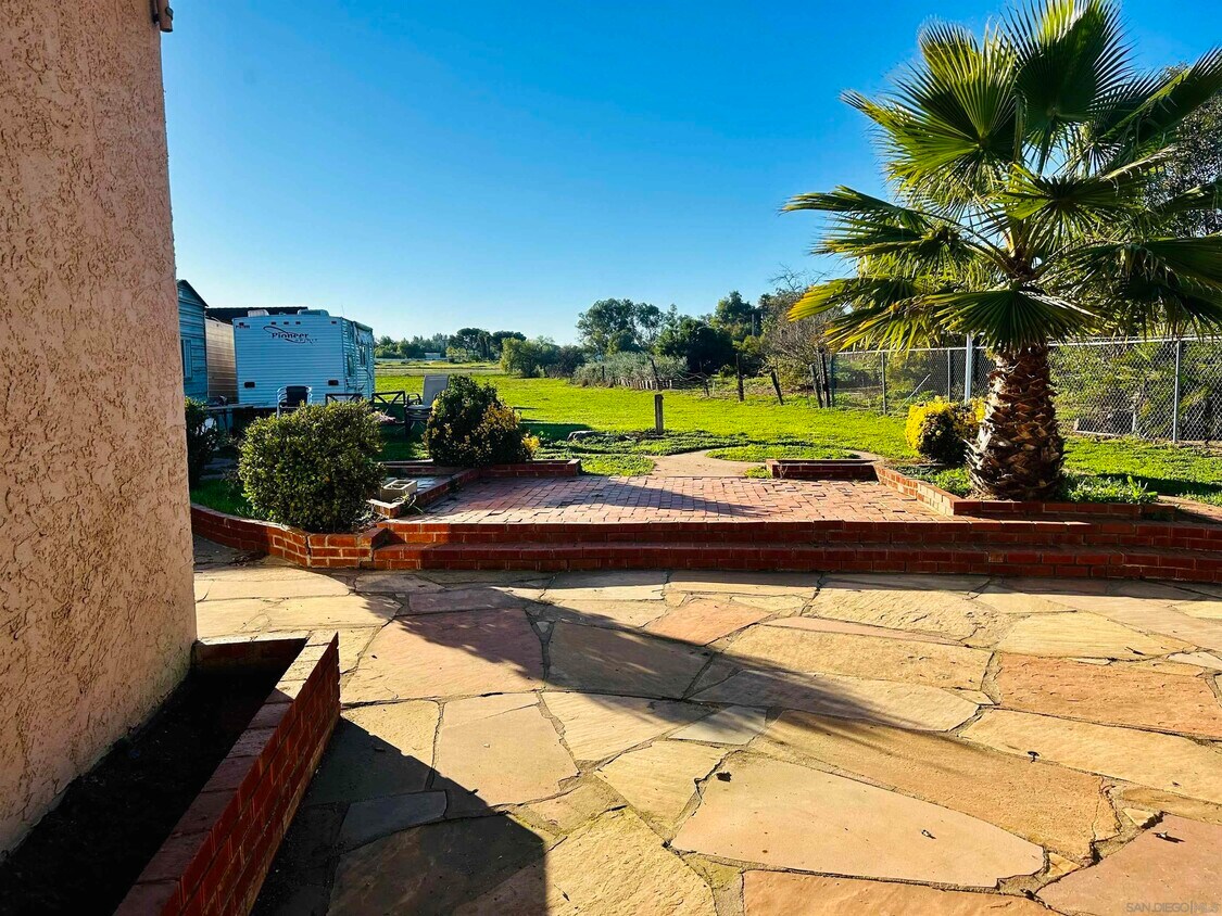 1046 Elm St Houses in Ramona, CA Westside Rentals