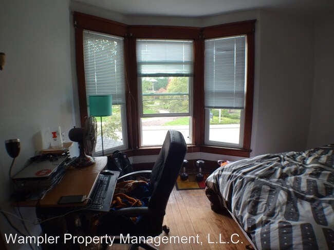 Building Photo - 4 br, 2 bath Apartment - 506 S. Lincoln Ave.