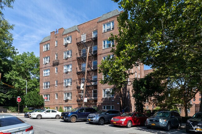Foto del edificio - 474 W 238th St
