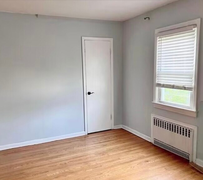 Foto del edificio - 292 Morsemere Ave