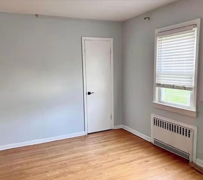 Building Photo - 292 Morsemere Ave