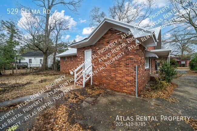 Building Photo - 529 Selma Rd