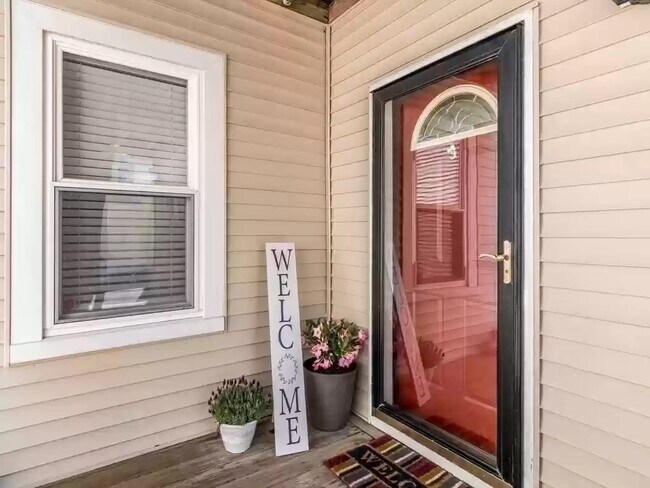 Back Door Entrance off Private Patio - 25 Essex St