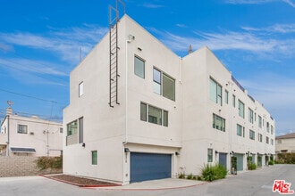 Building Photo - 4515 Ayla Ln