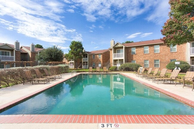 Interior Photo - Pebblebend Apartments