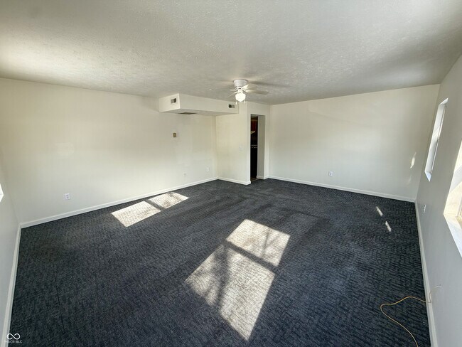 Foto del edificio - 315 N Jackson St