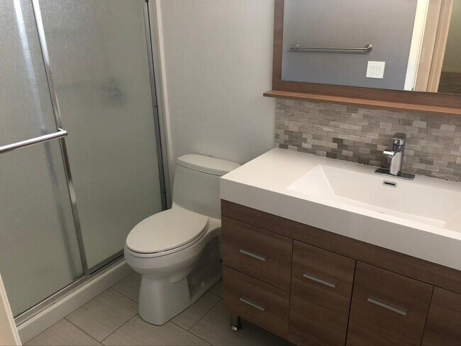 Building Photo - 10110 Diamond Head Ct