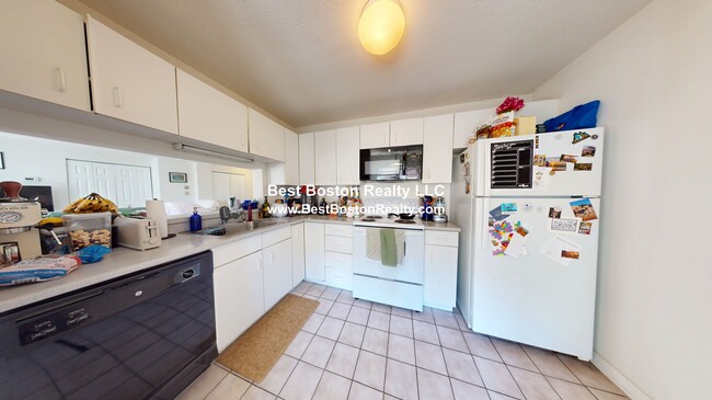 Foto del edificio - 175 Beacon St