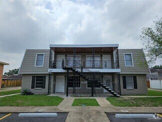 Building Photo - 1113 Shasta Ave