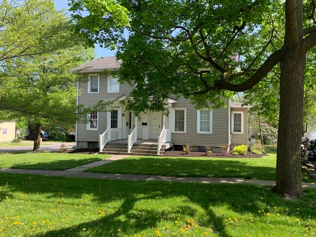 Building Photo - 117 Gorham St