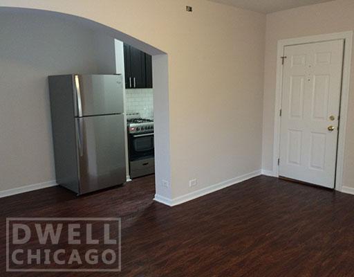 Building Photo - 1429 W Lunt Ave