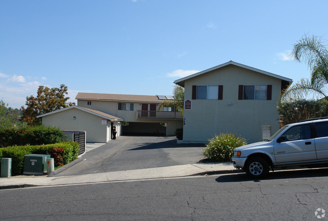 Primary Photo - 348 Pala Vista Cor