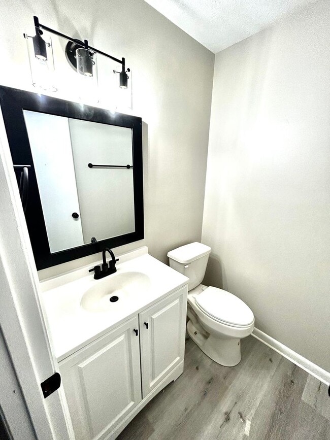 Interior Photo - Cedar Heights