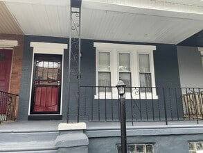 Building Photo - 823 S Cecil St