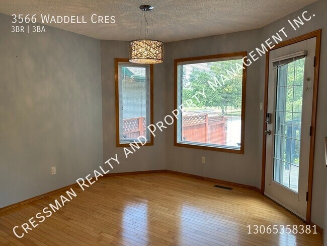 Photo du bâtiment - 3 Bed 3 Bath House in the Creekside Neighb...