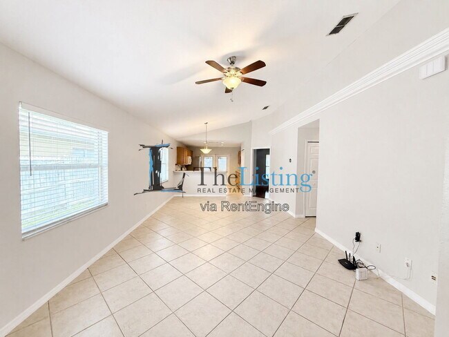 Foto del edificio - 1084 Amanda Kay Cir