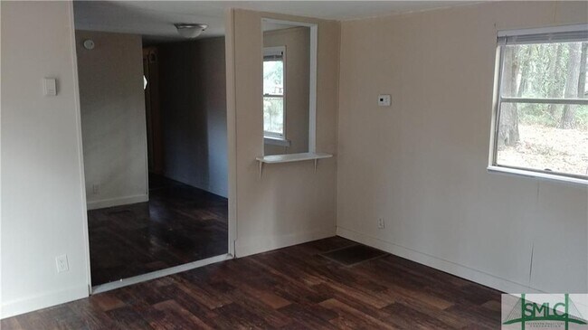 Building Photo - 286 Pine Ridge Dr
