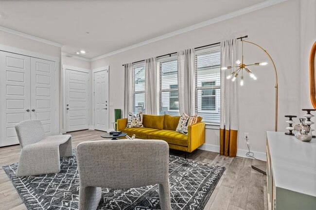 Building Photo - 865 Limmer Loop