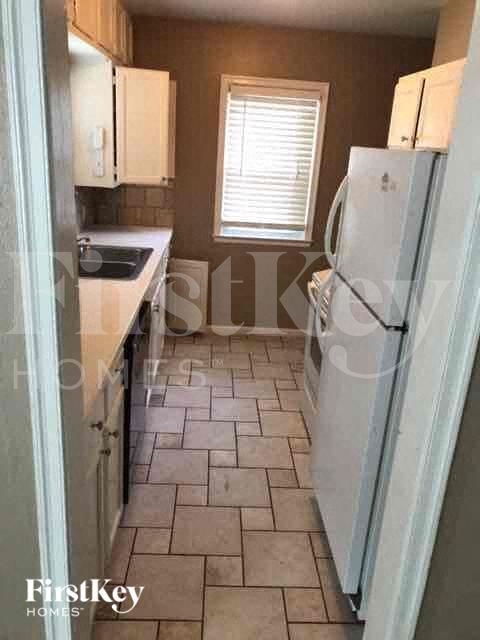 Foto del edificio - 9058 E 66 Terrace