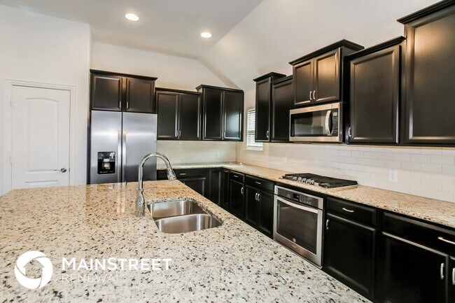 Building Photo - 6709 Roaring Creek