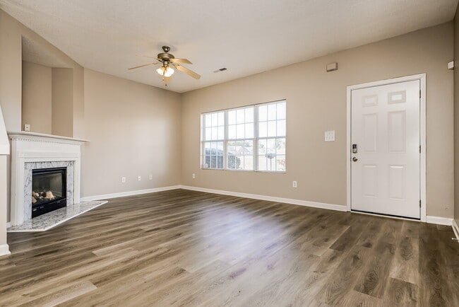 Building Photo - 4511 Heritage Pkwy