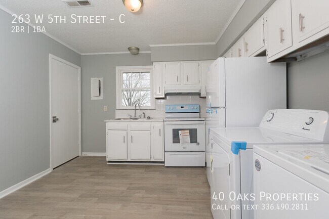 Foto del edificio - 263 W 5th St