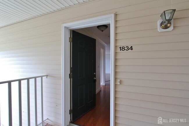 Foto del edificio - 1834 King Ct