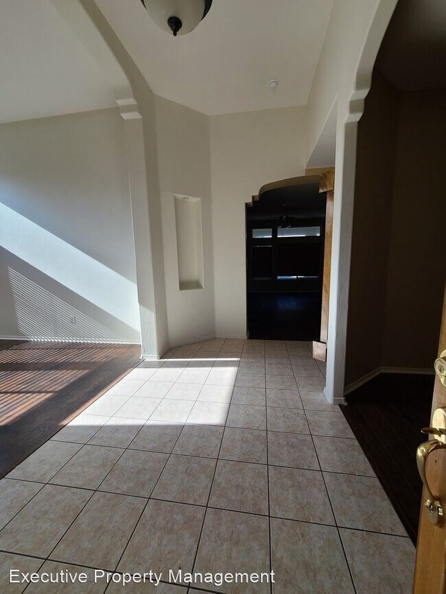 Building Photo - 3 br, 2.5 bath House - 11009 Adobe Creek Ct