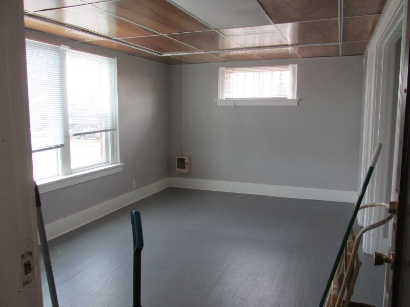 Primary Photo - 520 2nd Ave S