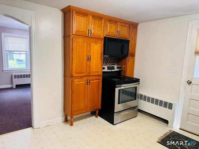 Foto del edificio - 1507 Woodtick Rd