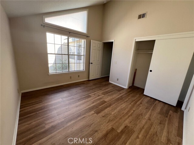 Building Photo - 451 Medford Ct