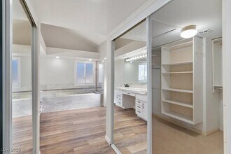 Building Photo - 7656 Boca Raton Dr
