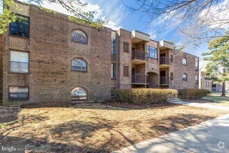 Building Photo - 15 Silverwood Cir