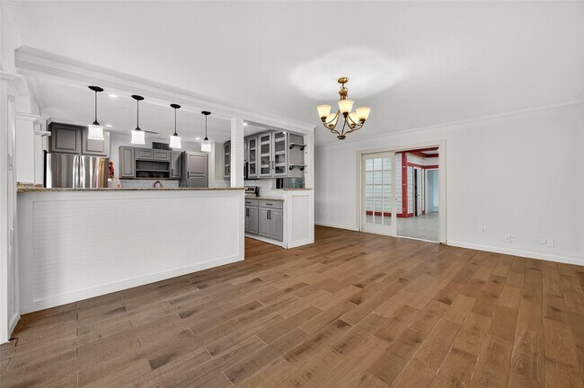 Building Photo - 5039 Shadowridge Dr