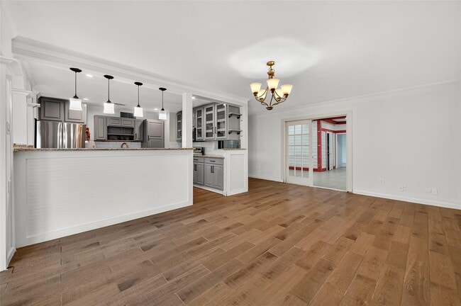 Foto del edificio - 5039 Shadowridge Dr