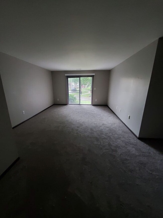 Building Photo - 7625 W Donna Ct