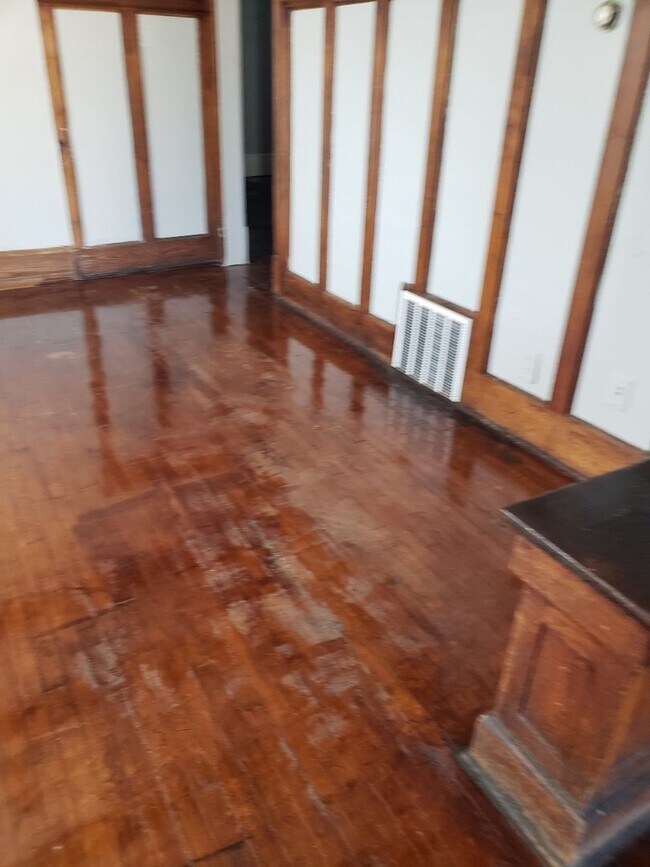 Foto del edificio - 2729N27thM