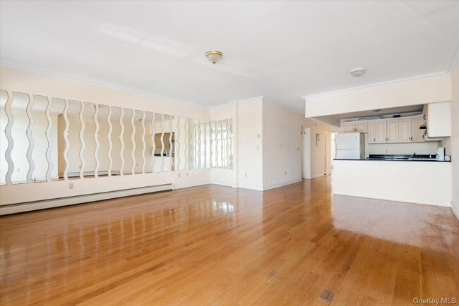 Foto del edificio - 71-05 Cooper Ave