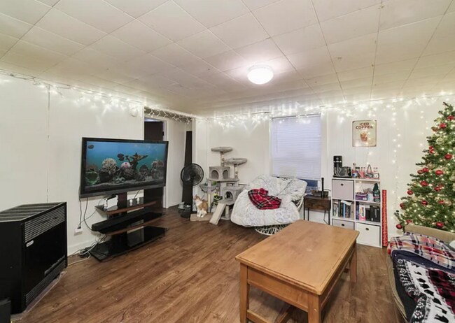 Foto del edificio - 720 E Ludington Ave