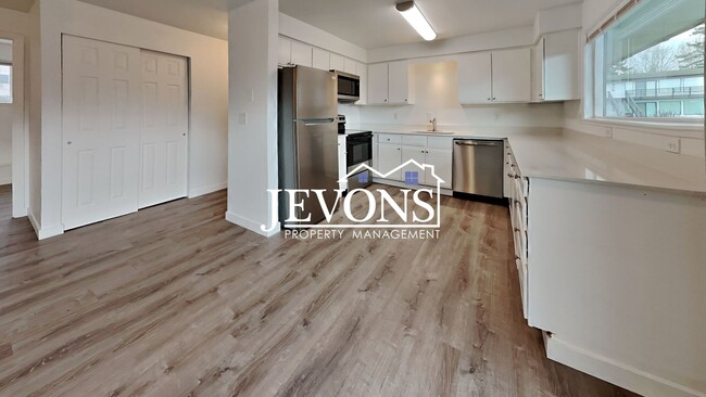 Foto del edificio - Blue Ridge - 28606 Pacific Highway S Feder...