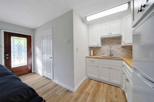 Foto del edificio - 4072 TX-105