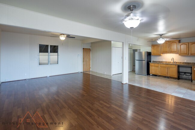 Building Photo - 1741 Mikahala Way