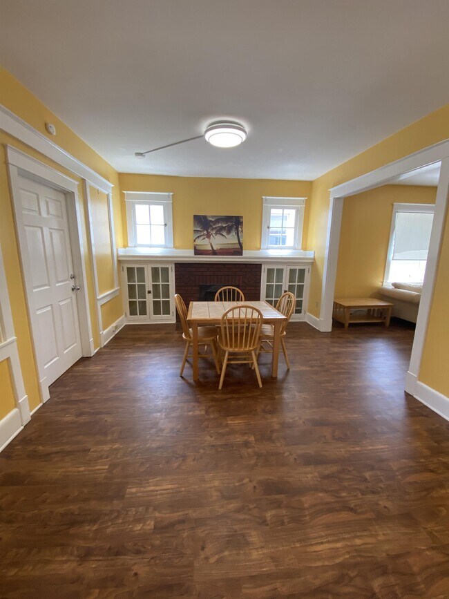 44 N 10th St Unit 1, Indiana, PA 15701 Room for Rent in Indiana, PA